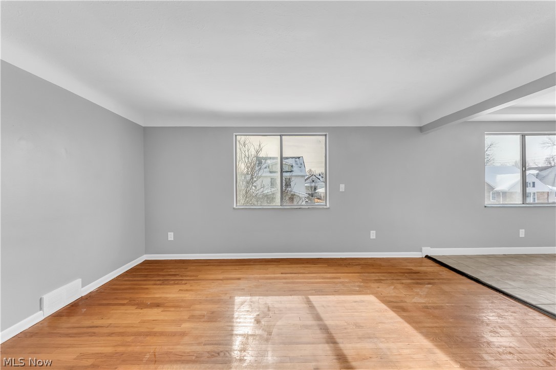 10725 Vernon Avenue Garfield Heights OH 44125