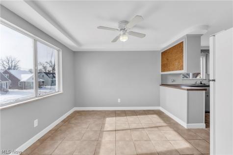 10725 Vernon Avenue Garfield Heights OH 44125