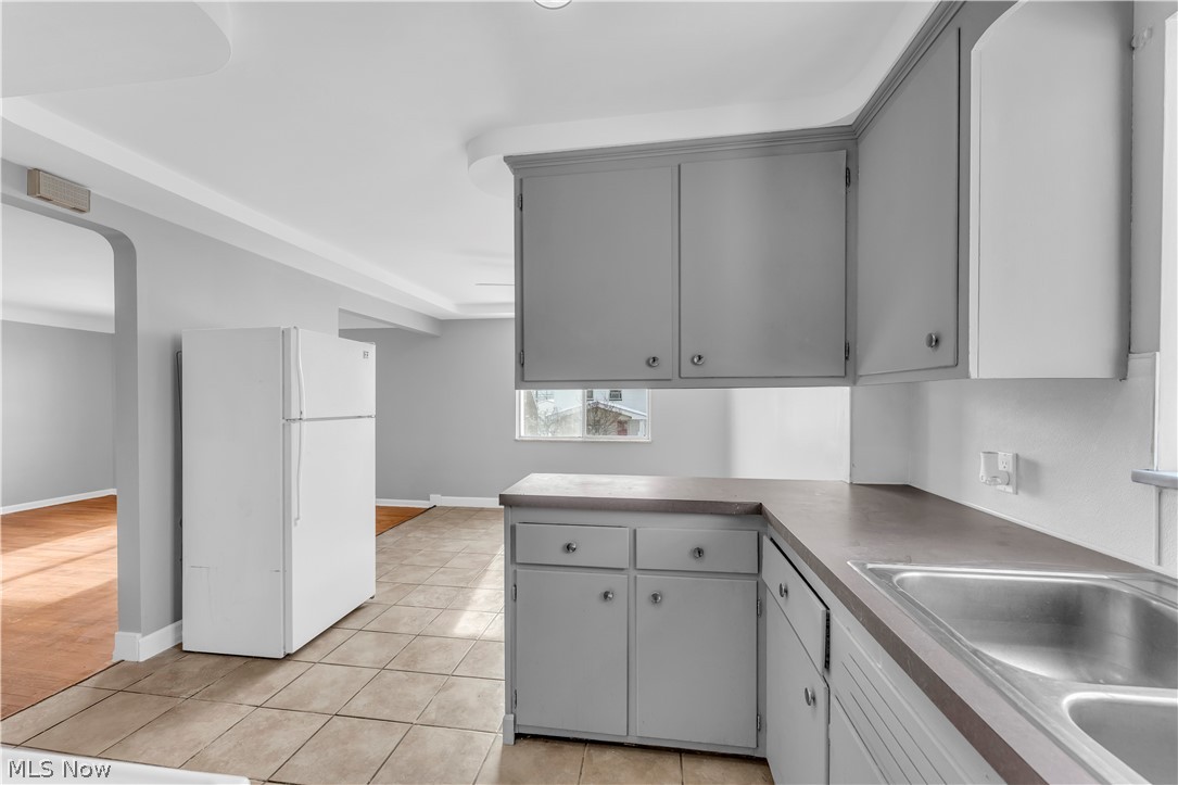 10725 Vernon Avenue Garfield Heights OH 44125