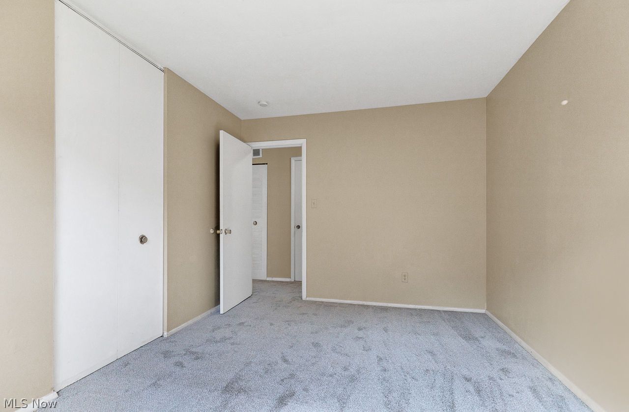 24597 Clareshire Drive North Olmsted OH 44070