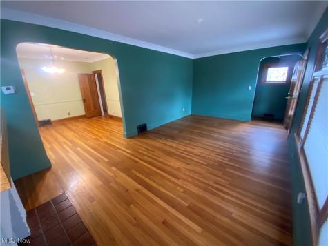 3759 W 136th Street Cleveland OH 44111