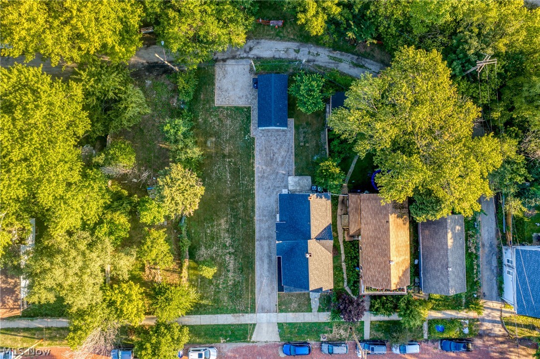6209 Pear Avenue Cleveland OH 44102