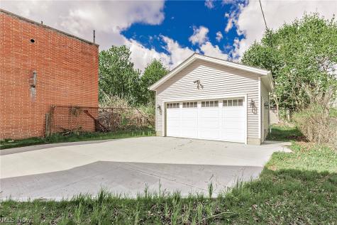 2240 E 97th Street Cleveland OH 44106