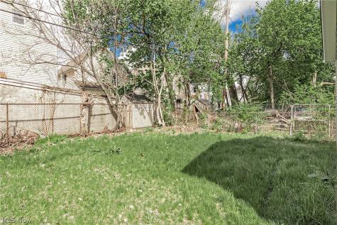 2240 E 97th Street Cleveland OH 44106