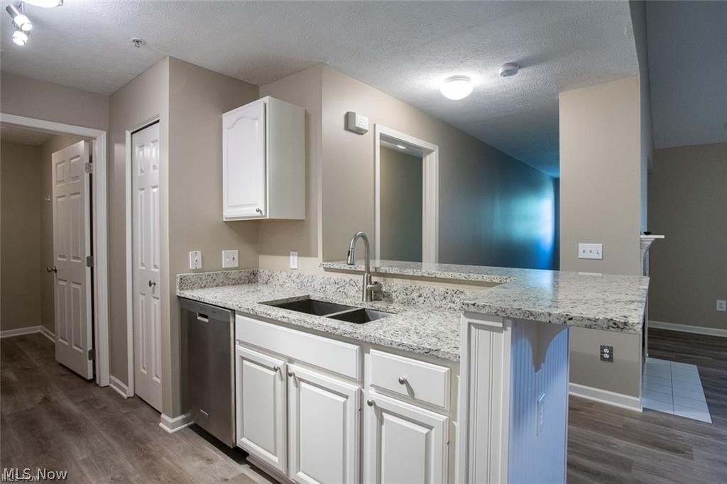 14822 Lenox Drive Strongsville OH 44136