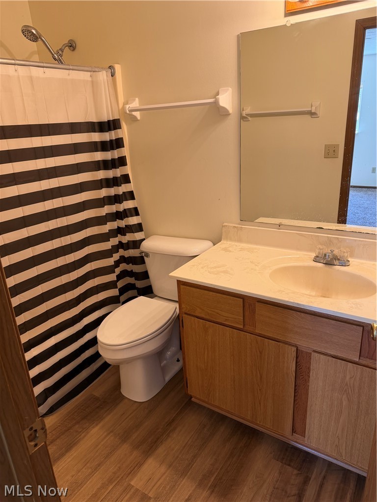 49 W 8th Street Dresden OH 43821