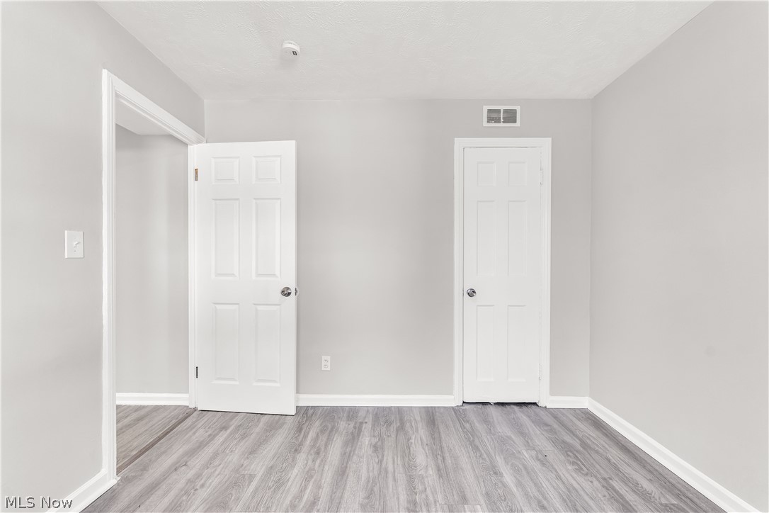 2521 Greenvale Road Cleveland OH 44121