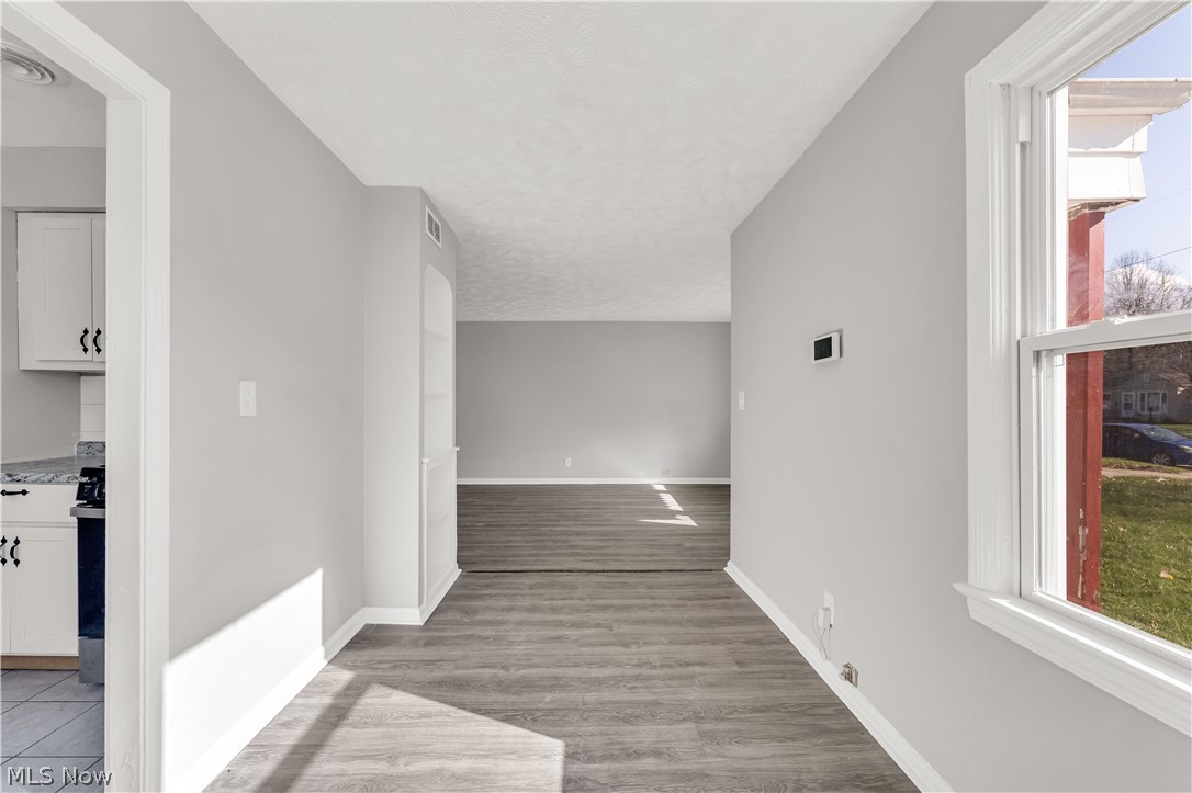 2521 Greenvale Road Cleveland OH 44121
