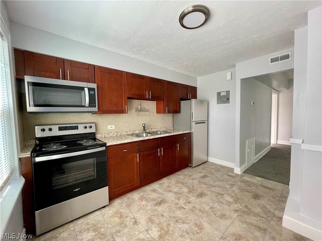13501 Lakewood Heights Boulevard Lakewood OH 44107