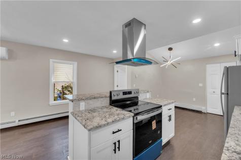 9518 Nelson Avenue Cleveland OH 44105