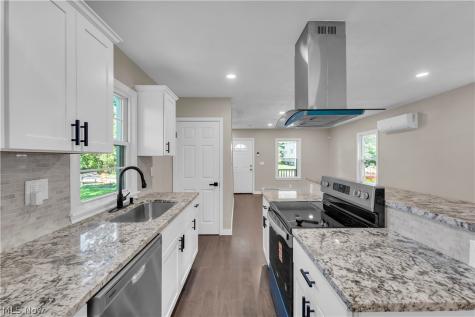 9518 Nelson Avenue Cleveland OH 44105