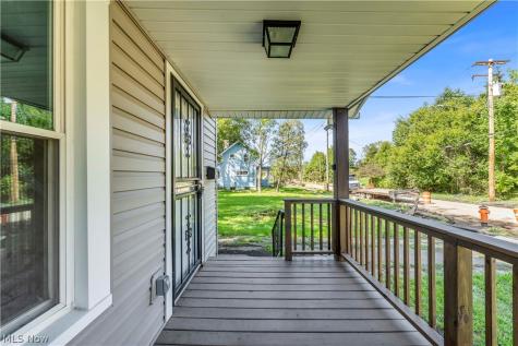 9518 Nelson Avenue Cleveland OH 44105