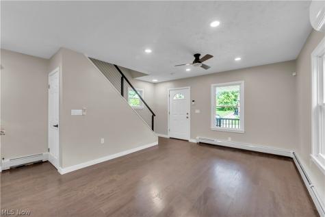 9518 Nelson Avenue Cleveland OH 44105