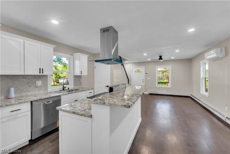 9518 Nelson Avenue Cleveland OH 44105