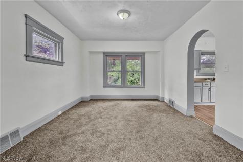 3341 E 145th Street Cleveland OH 44120