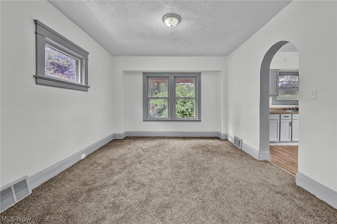 3341 E 145th Street Cleveland OH 44120