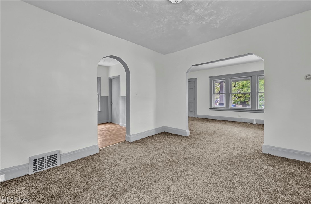 3341 E 145th Street Cleveland OH 44120