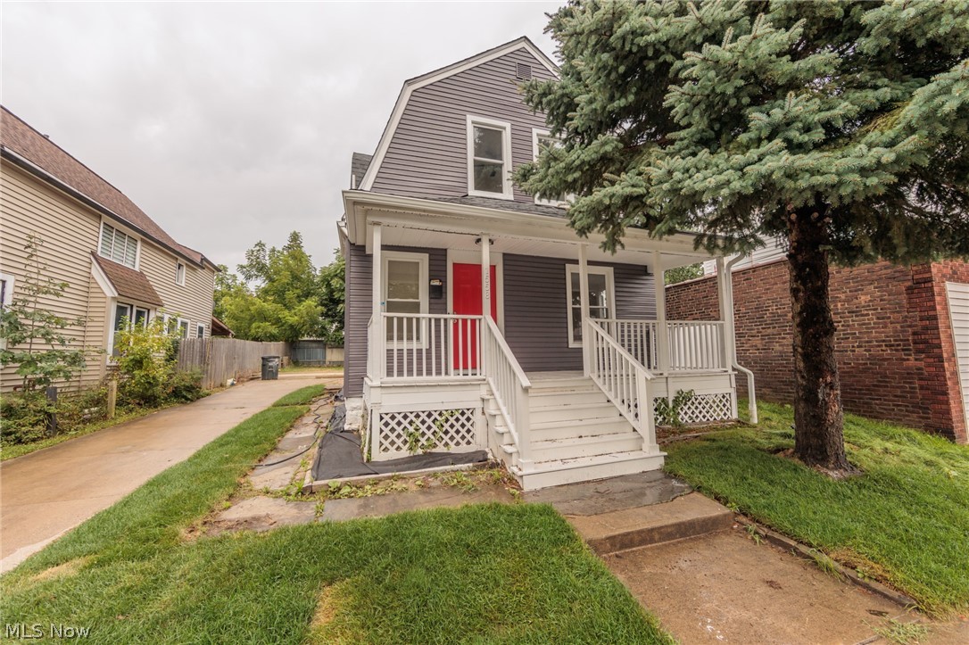 1558 Winchester Avenue Lakewood OH 44107