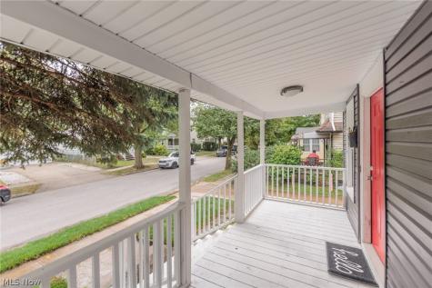 1558 Winchester Avenue Lakewood OH 44107
