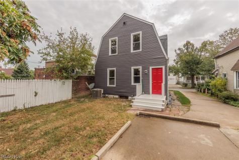 1558 Winchester Avenue Lakewood OH 44107