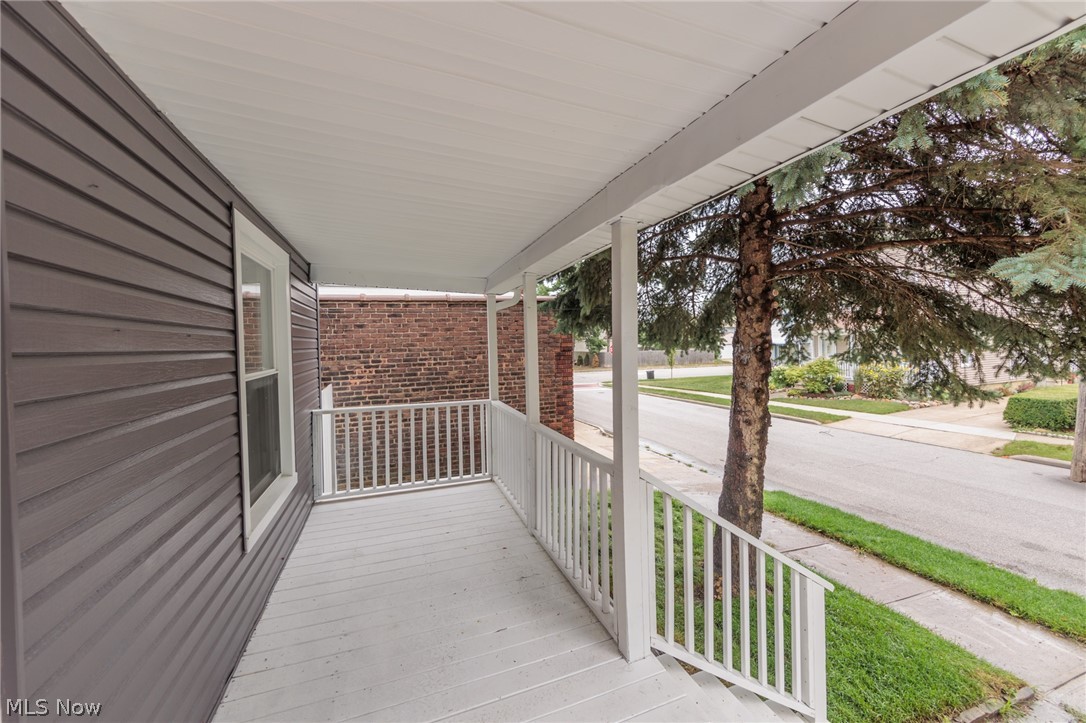 1558 Winchester Avenue Lakewood OH 44107