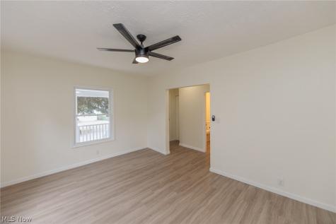 1558 Winchester Avenue Lakewood OH 44107