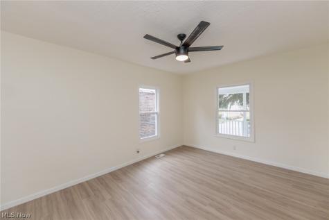 1558 Winchester Avenue Lakewood OH 44107
