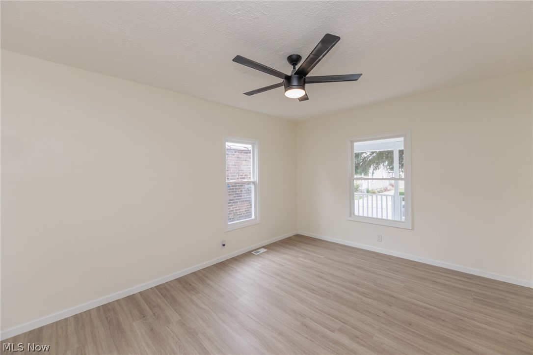 1558 Winchester Avenue Lakewood OH 44107