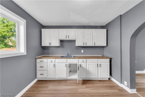 3514 Leopold Avenue Cleveland OH 44109
