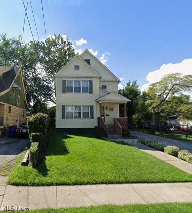 9316 Raymond Avenue Cleveland OH 44104
