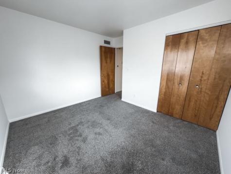 3853-3857 Seneca Street Stow OH 44224