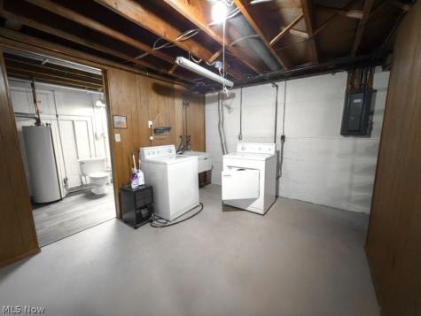 3853-3857 Seneca Street Stow OH 44224