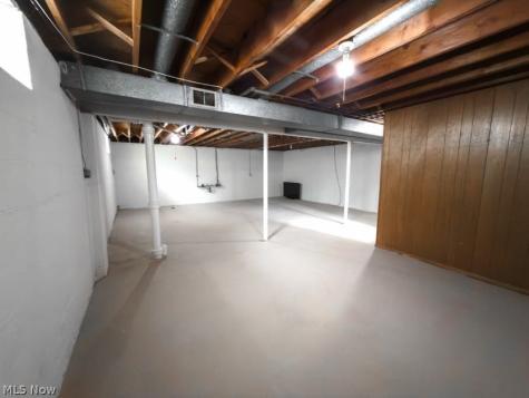 3853-3857 Seneca Street Stow OH 44224