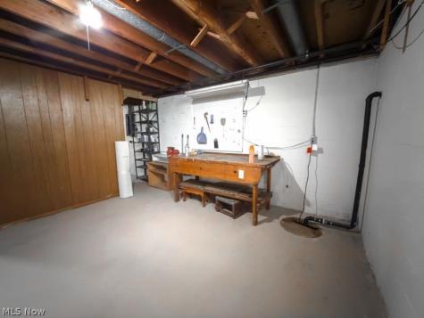 3853-3857 Seneca Street Stow OH 44224
