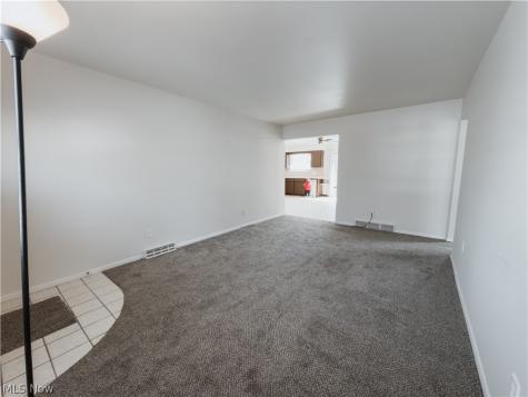 3853-3857 Seneca Street Stow OH 44224