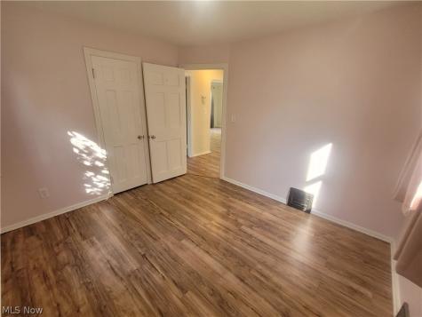 6987 Greenleaf Avenue Parma Heights OH 44130
