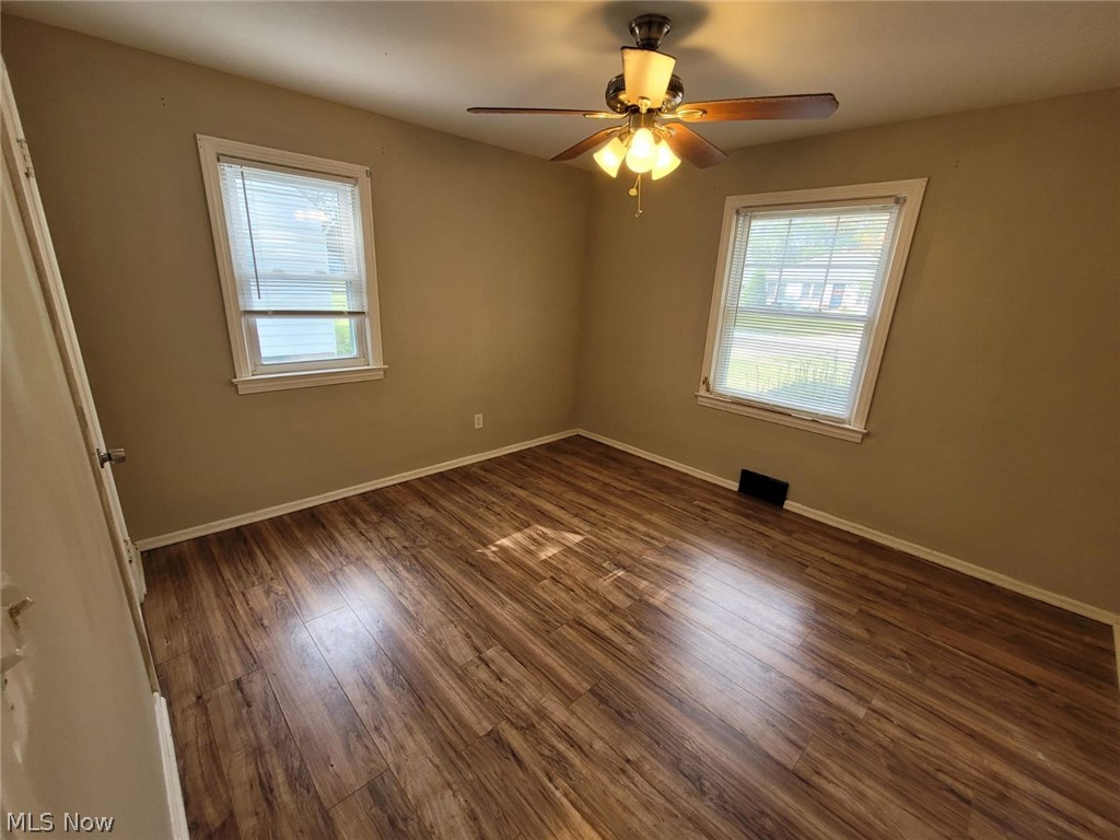 6987 Greenleaf Avenue Parma Heights OH 44130