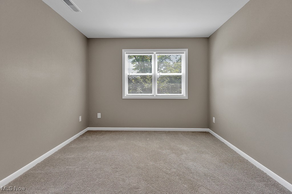 5904 Wakefield Avenue Cleveland OH 44102