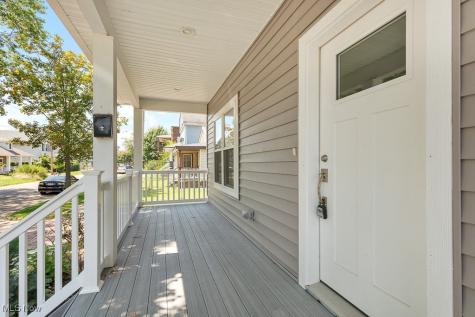 5904 Wakefield Avenue Cleveland OH 44102