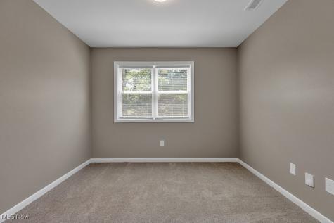 5904 Wakefield Avenue Cleveland OH 44102