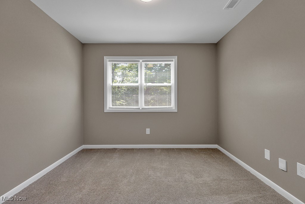 5904 Wakefield Avenue Cleveland OH 44102