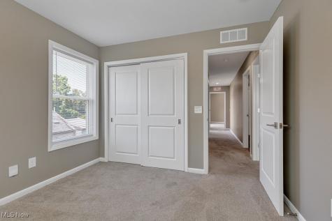 5904 Wakefield Avenue Cleveland OH 44102