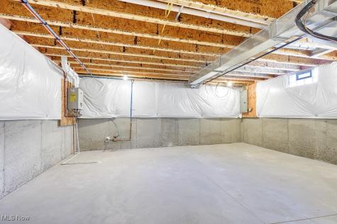 5904 Wakefield Avenue Cleveland OH 44102