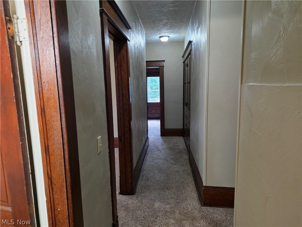 407 1/2 N 10th Street Cambridge OH 43725