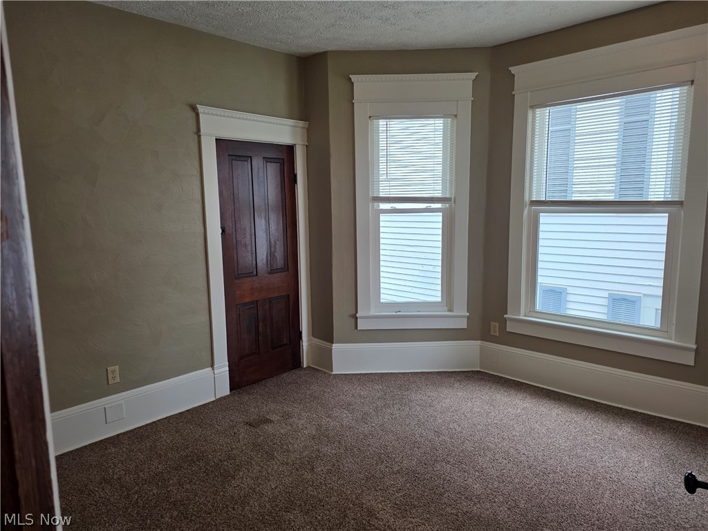 407 1/2 N 10th Street Cambridge OH 43725
