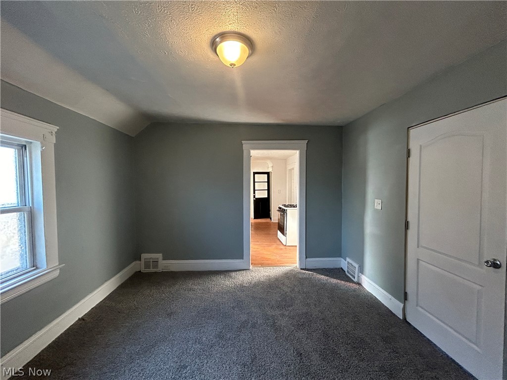 3560 W 67th Street Cleveland OH 44102