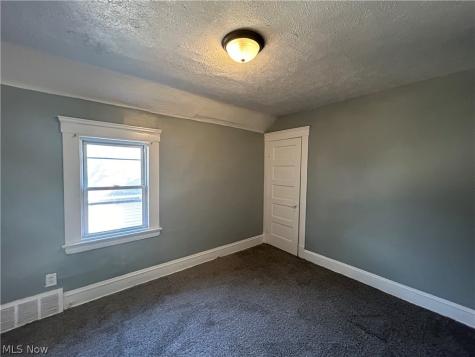 3560 W 67th Street Cleveland OH 44102
