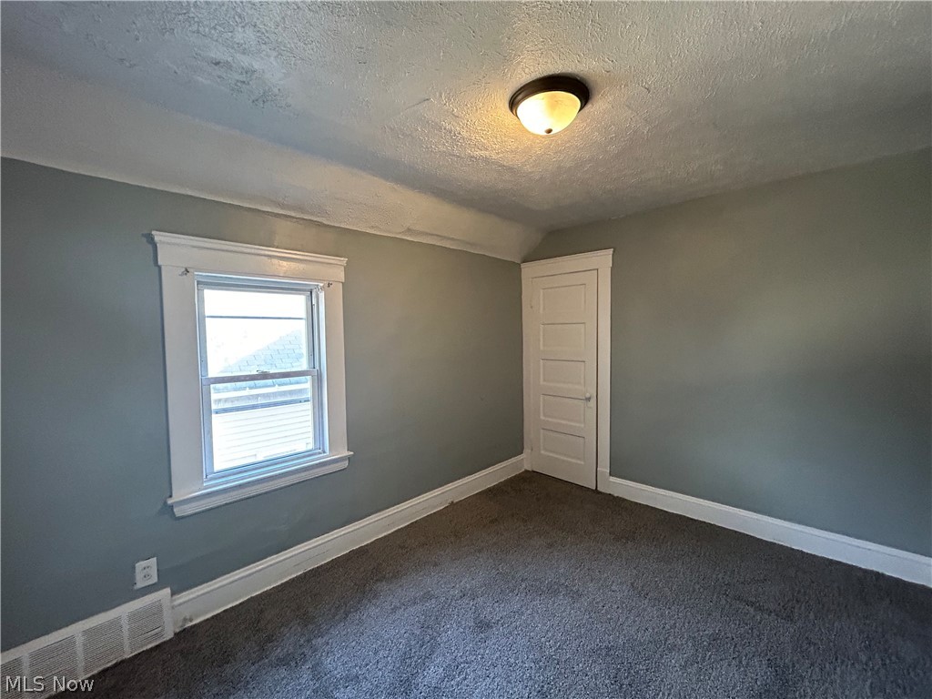 3560 W 67th Street Cleveland OH 44102