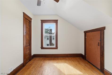 18206 Harland Avenue Cleveland OH 44119