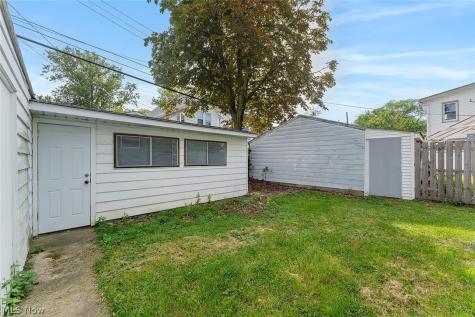 18206 Harland Avenue Cleveland OH 44119